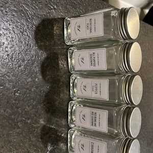 12 spices bottles- only used once